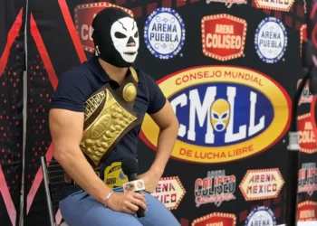 Calavera Jr. 1 Va Por El Campeonato Universal Del CMLL
